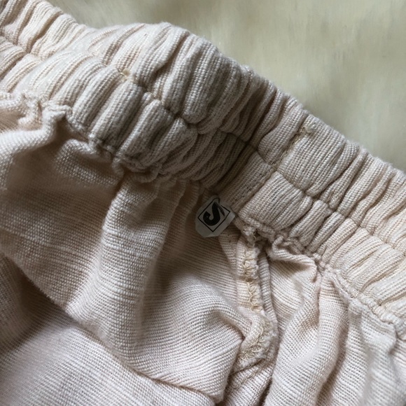 Wide Leg Capris - Picture 7 of 7